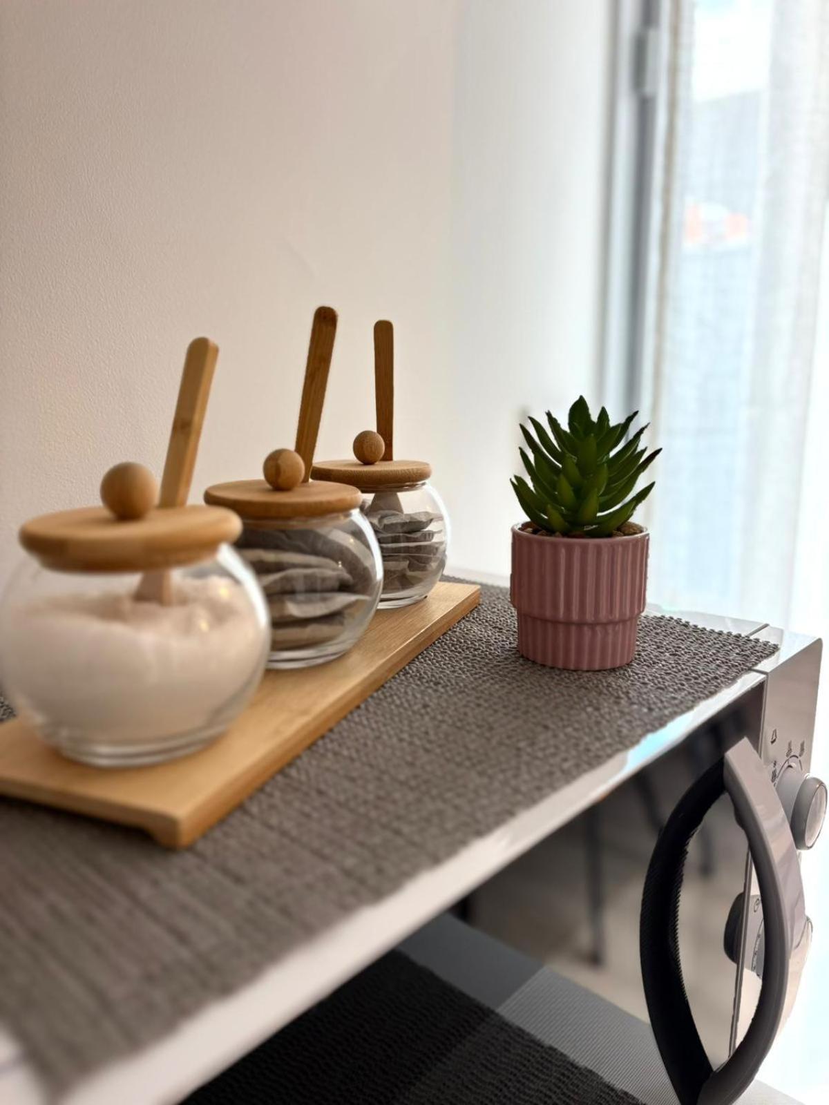 Apartment L'escapade Des Domes - Proche De La Gare - Garage - Billard *