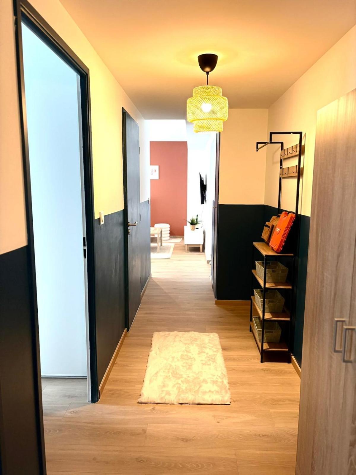 L'escapade Des Domes - Proche De La Gare - Garage - Billard * Clermont-Ferrand