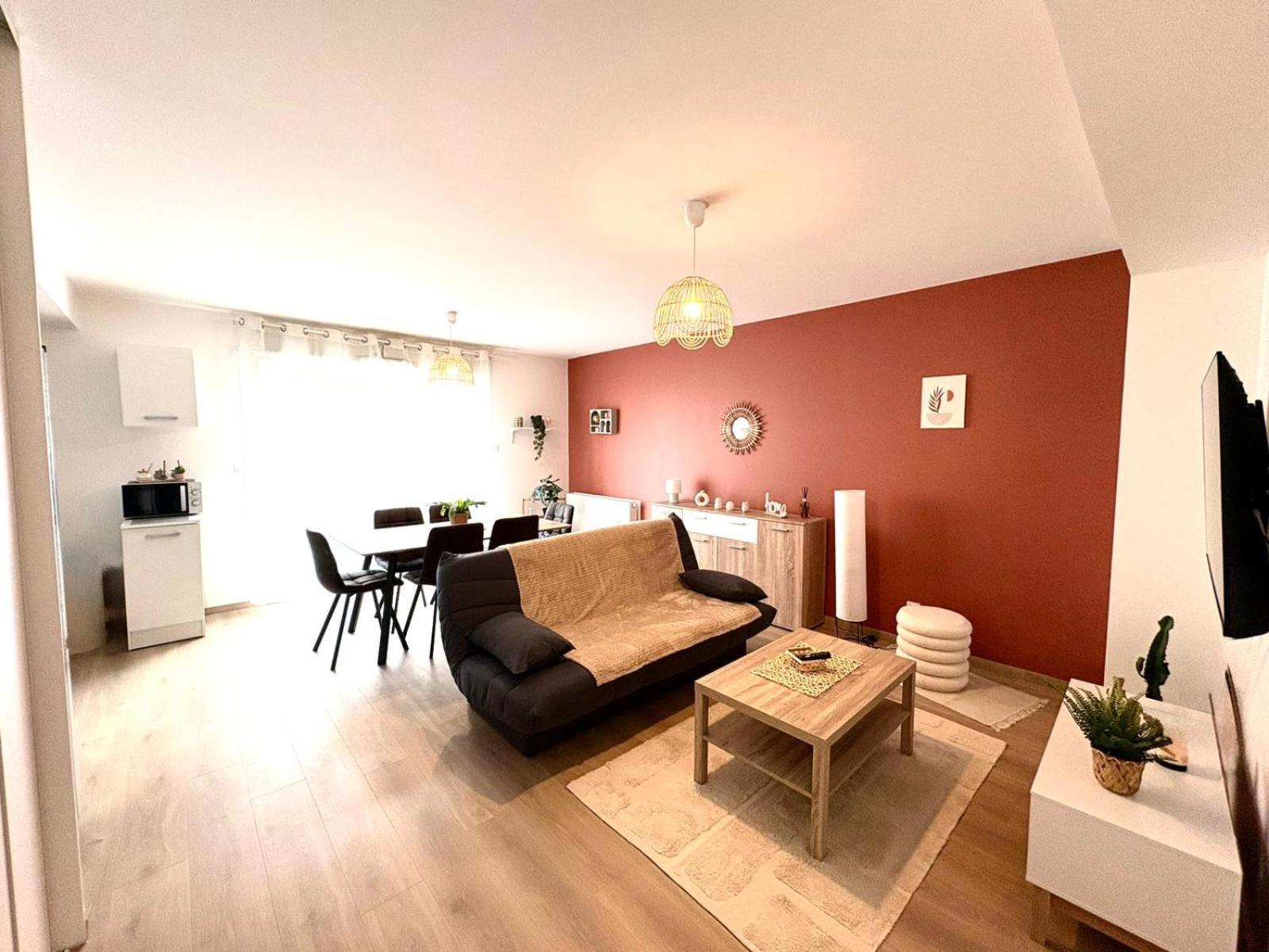 Apartment L'escapade Des Domes - Proche De La Gare - Garage - Billard